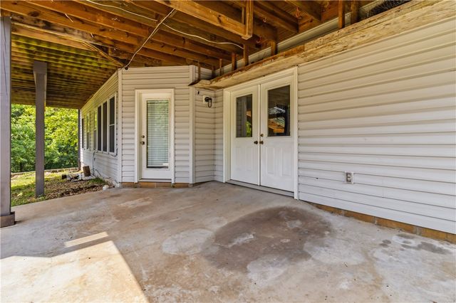 11 Mcmanigal Lane, Bella Vista, AR 72715
