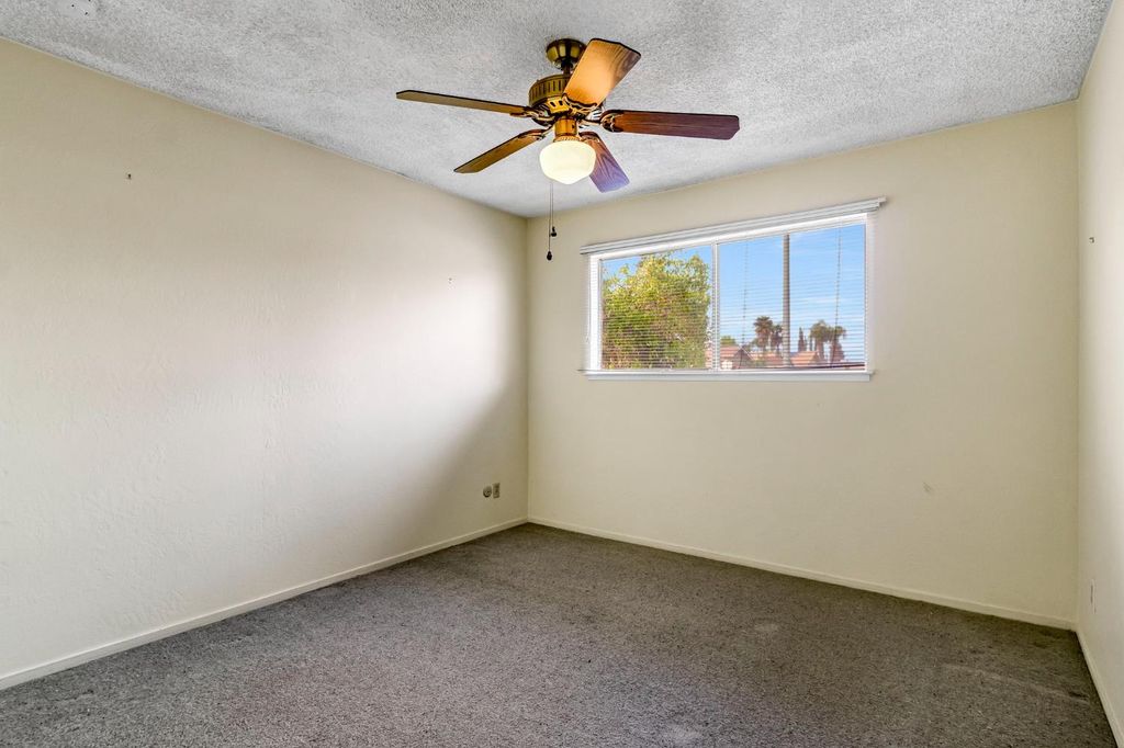 Image 25 of property listing at 1606 Barstow Avenue, Clovis, CA 93611