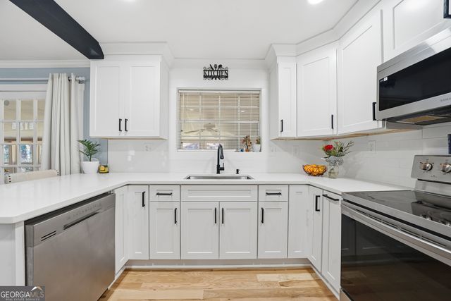 6413 Maddox Road, Morrow, GA 30260