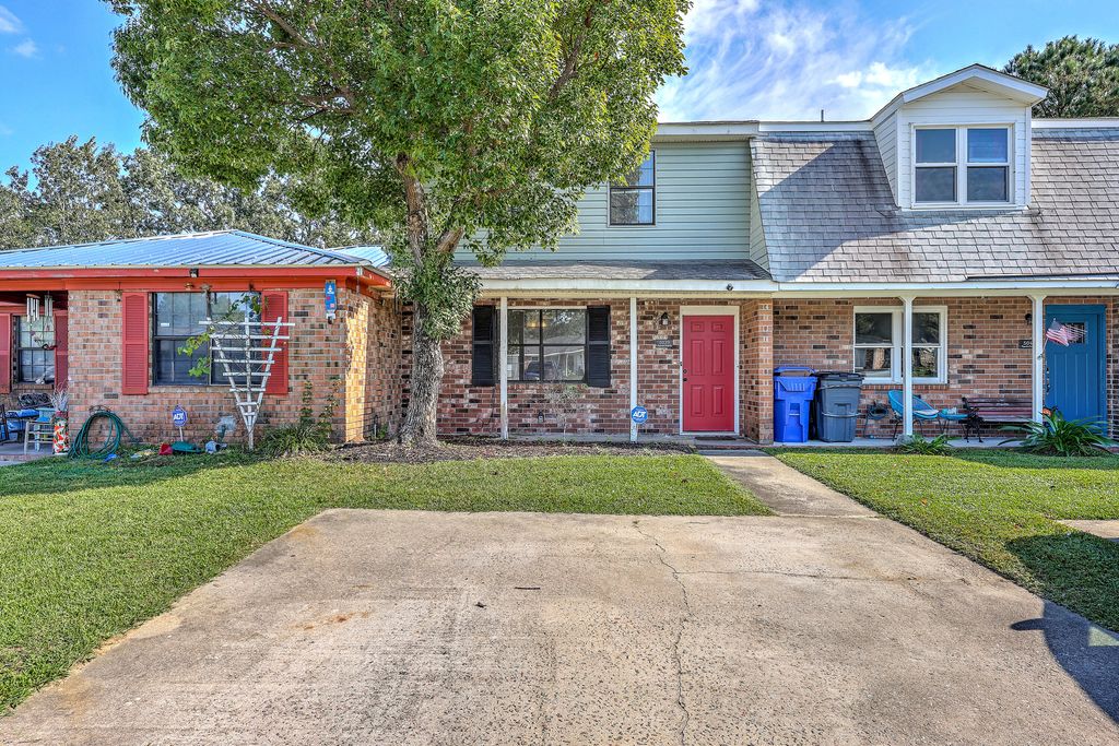 5039 Popperdam Creek Drive, North Charleston, SC 29418