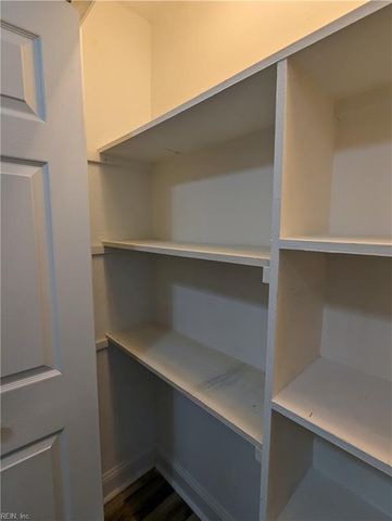 8213 Kathy CT, Norfolk, VA 23518