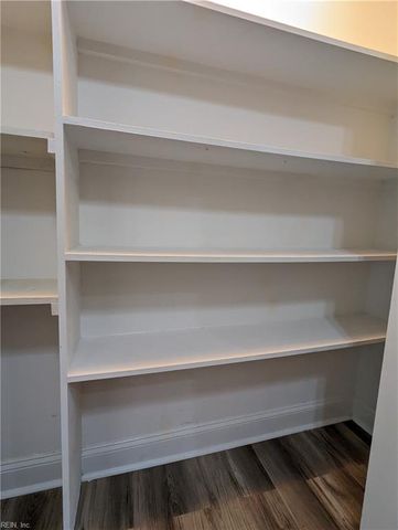 8213 Kathy CT, Norfolk, VA 23518