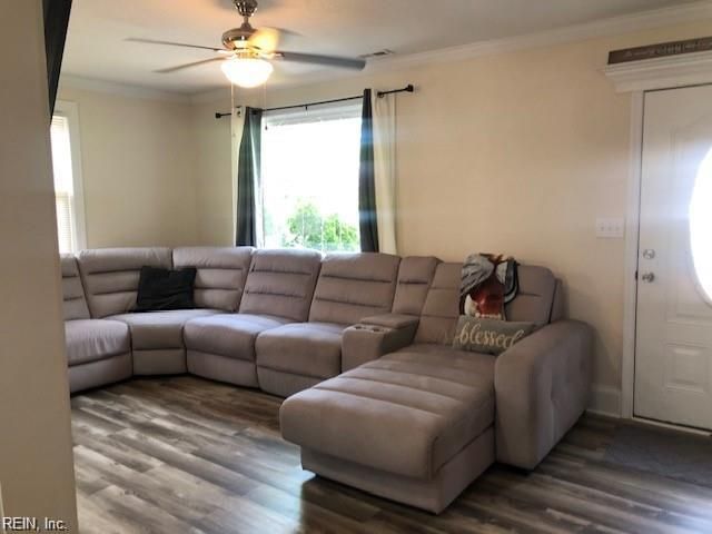 8213 Kathy CT, Norfolk, VA 23518