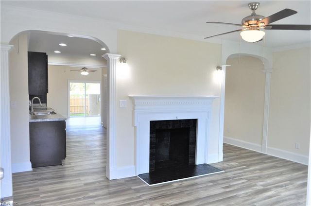 8213 Kathy CT, Norfolk, VA 23518