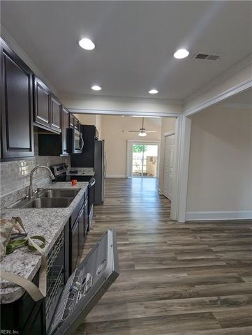 8213 Kathy CT, Norfolk, VA 23518