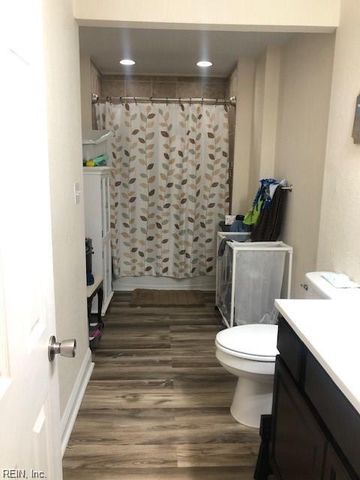 8213 Kathy CT, Norfolk, VA 23518