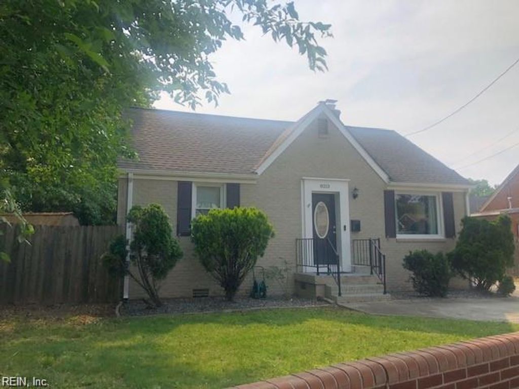 8213 Kathy CT, Norfolk, VA 23518