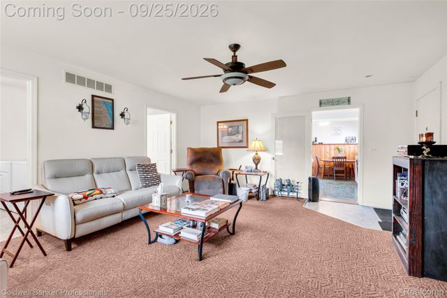 512 Magnolia Drive, Inkster, MI 48141