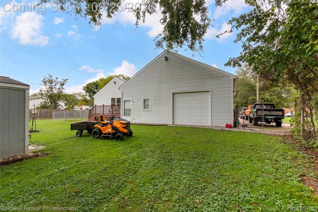 512 Magnolia Drive, Inkster, MI 48141