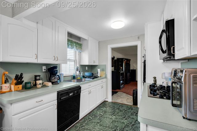 512 Magnolia Drive, Inkster, MI 48141