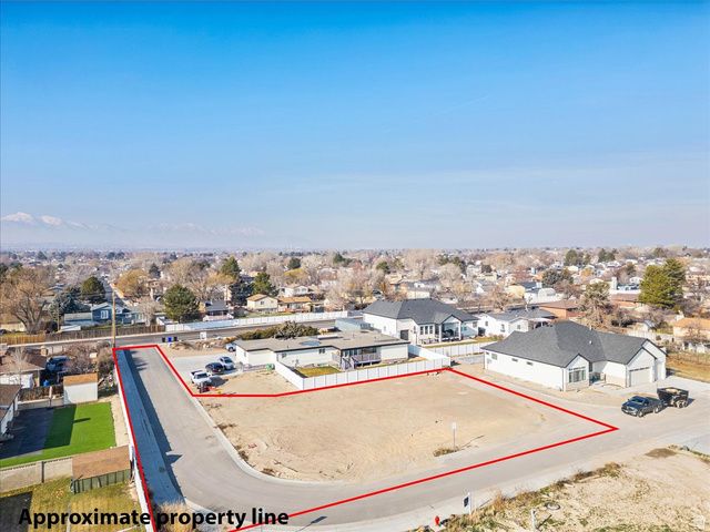 6688 S GRAND DALE LN, West Jordan, UT 84084