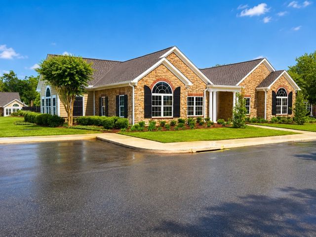 212 Hidden Creek, Dothan, AL 36301