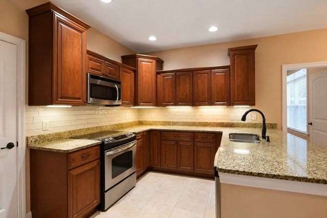 212 Hidden Creek, Dothan, AL 36301