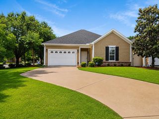 212 Hidden Creek, Dothan, AL 36301