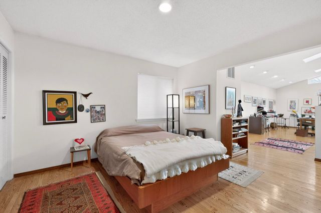 2407 Ada Place NE, Albuquerque, NM 87106