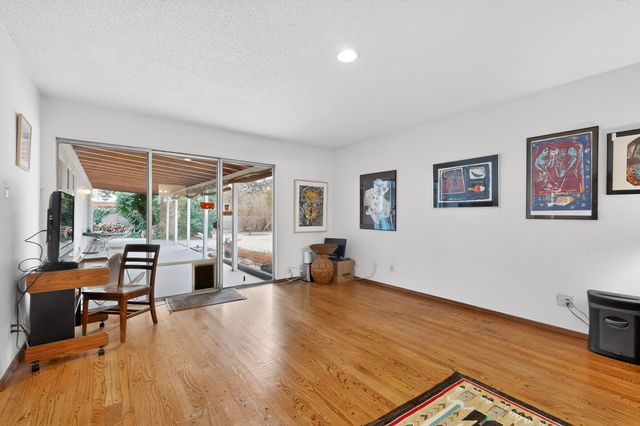 2407 Ada Place NE, Albuquerque, NM 87106