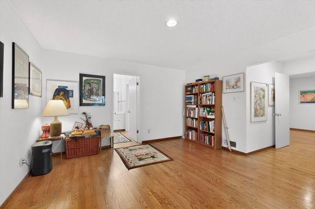 2407 Ada Place NE, Albuquerque, NM 87106