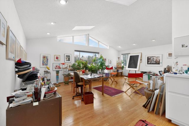 2407 Ada Place NE, Albuquerque, NM 87106