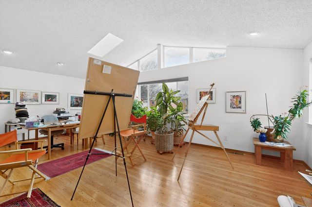 2407 Ada Place NE, Albuquerque, NM 87106