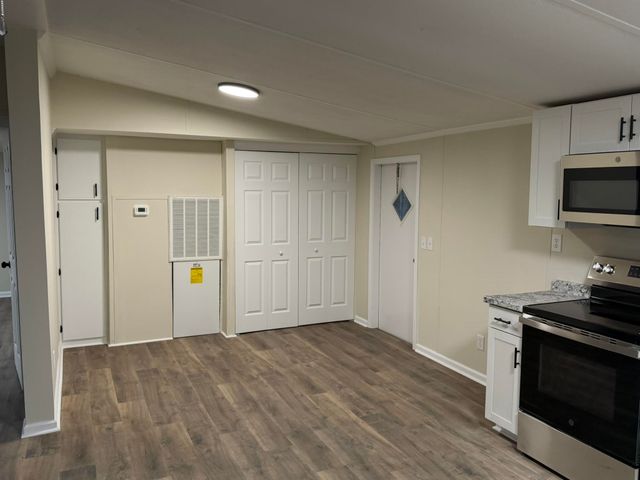 118 Nell Ct, Loris, SC 29569