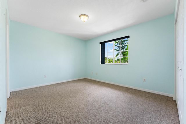 131 NW 2nd Avenue 3, Hallandale, FL 33009