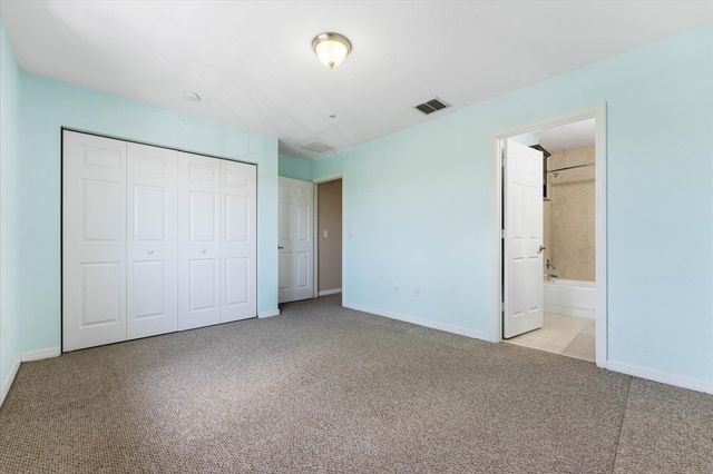131 NW 2nd Avenue 3, Hallandale, FL 33009