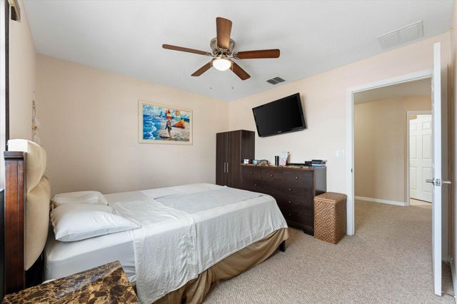 131 NW 2nd Avenue 3, Hallandale, FL 33009