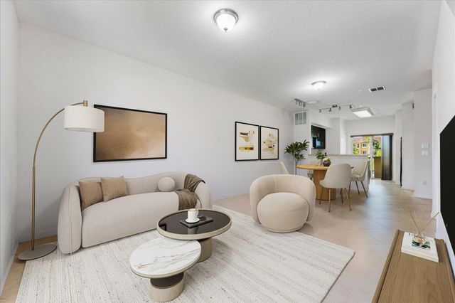 131 NW 2nd Avenue 3, Hallandale, FL 33009