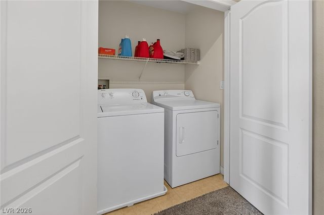 2752 Fountain Vista Lane, Henderson, NV 89074