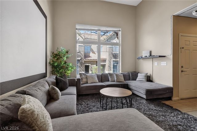 2752 Fountain Vista Lane, Henderson, NV 89074