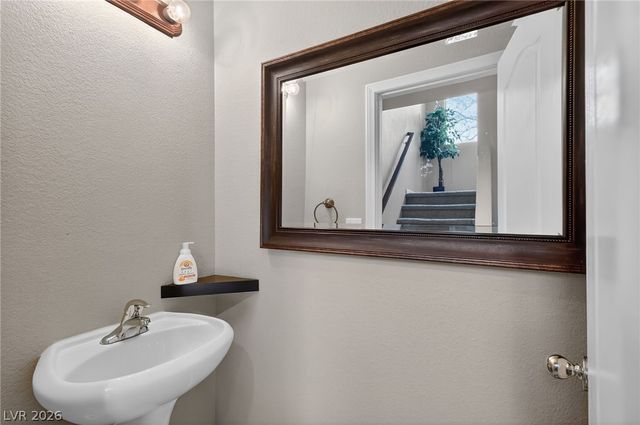 2752 Fountain Vista Lane, Henderson, NV 89074