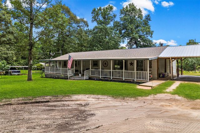 128 E Highland Drive, Livingston, TX 77351