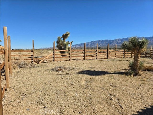 30263 State Highway 18, Lucerne Valley, CA 92356