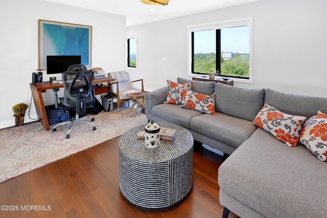 47 Good Luck Drive, Bayville, NJ 08721