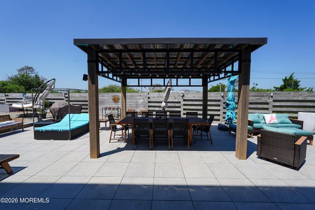 47 Good Luck Drive, Bayville, NJ 08721