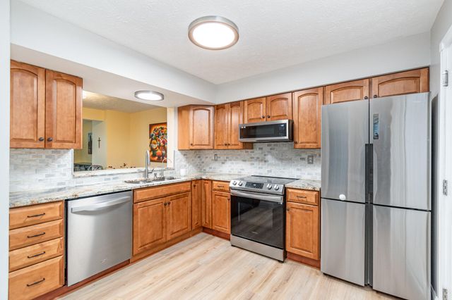 1632 Shady Cove Lane, Florence, KY 41042