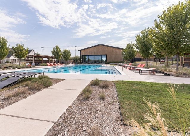 916 Falcon Road, Argyle, TX 76226