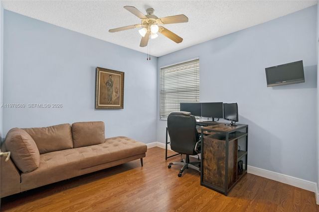 5297 SW 34th Way, Hollywood, FL 33312