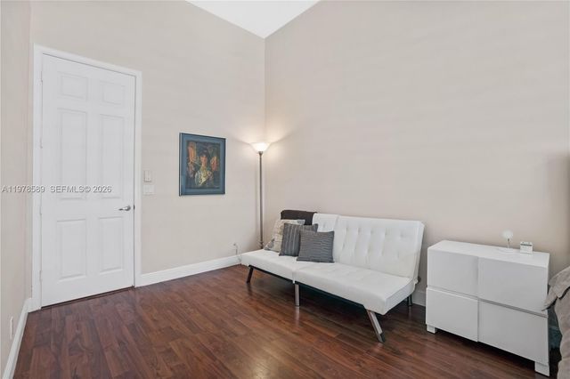 5297 SW 34th Way, Hollywood, FL 33312