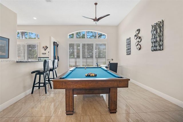 5297 SW 34th Way, Hollywood, FL 33312