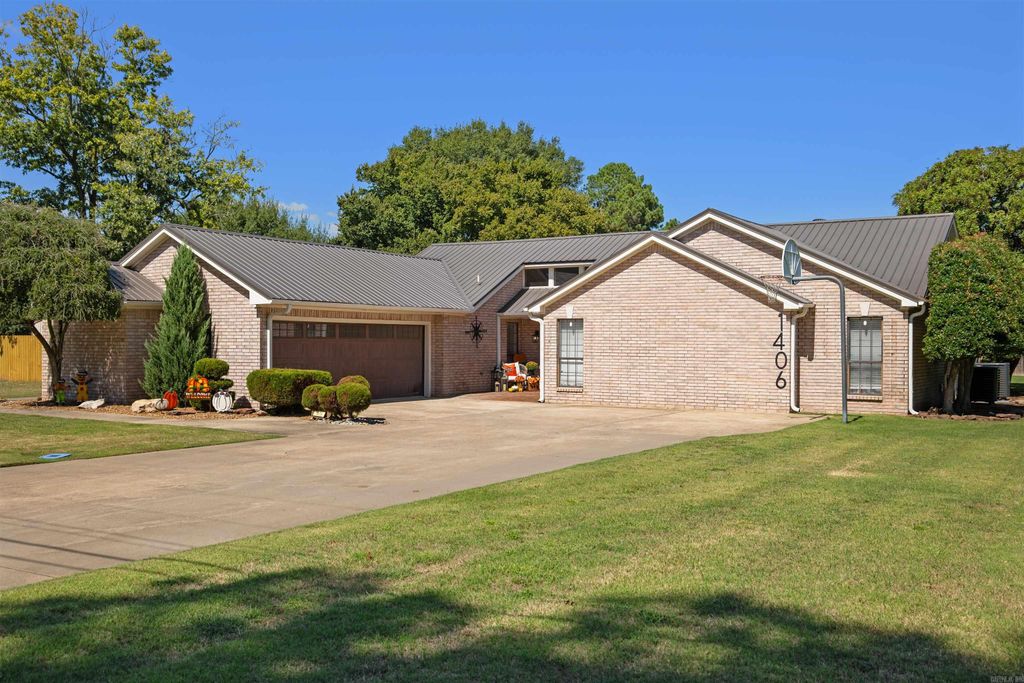 1406 Lester Lane, Trumann, AR 72472