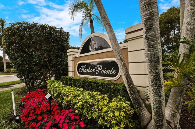 4652 SW 13th Street, Deerfield Beach, FL 33442