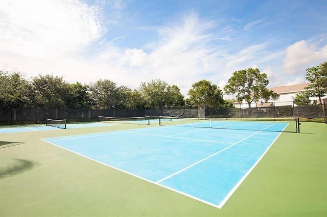 4652 SW 13th Street, Deerfield Beach, FL 33442