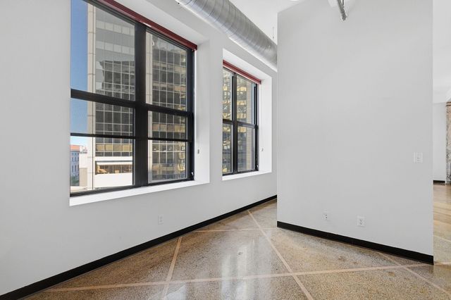 350 Saint Peter Street 508, Saint Paul, MN 55102