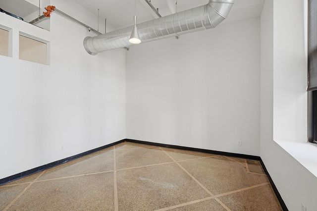 350 Saint Peter Street 508, Saint Paul, MN 55102