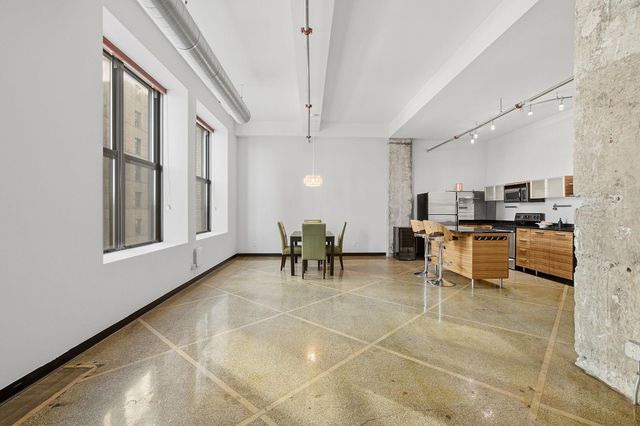 350 Saint Peter Street 508, Saint Paul, MN 55102