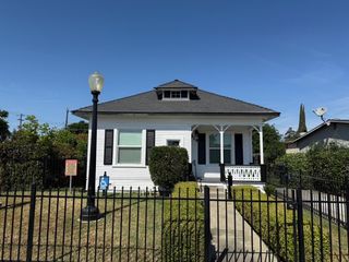 819 S Bridge Street, Visalia, CA 93277