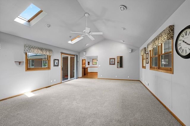 2736 Shamrock DRIVE, Mount Pleasant, WI 53406