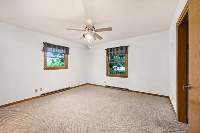 2736 Shamrock DRIVE, Mount Pleasant, WI 53406
