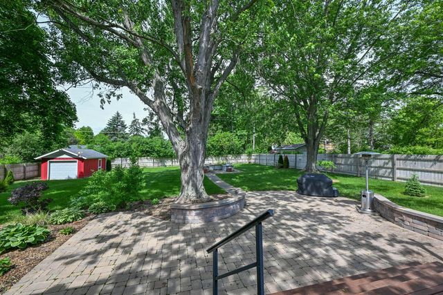 2736 Shamrock DRIVE, Mount Pleasant, WI 53406